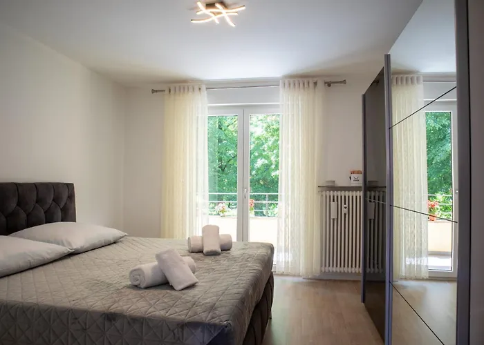 Mega Lux Apartamento Esslingen am Neckar